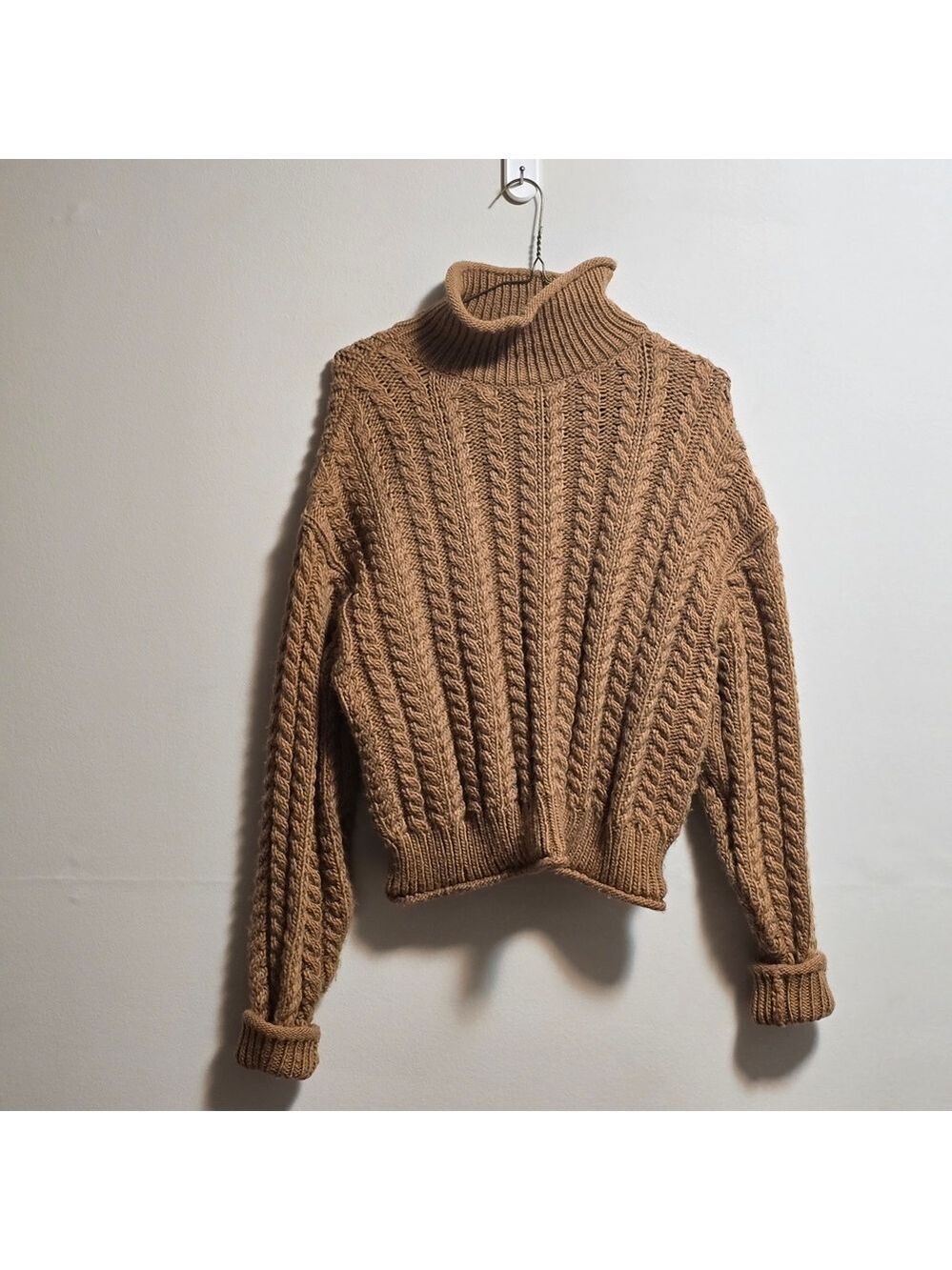 H&M Tan Knit Sweater Size Small